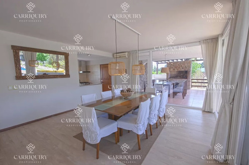 Casa Con Piscina En Alquiler Temporada, La Barra