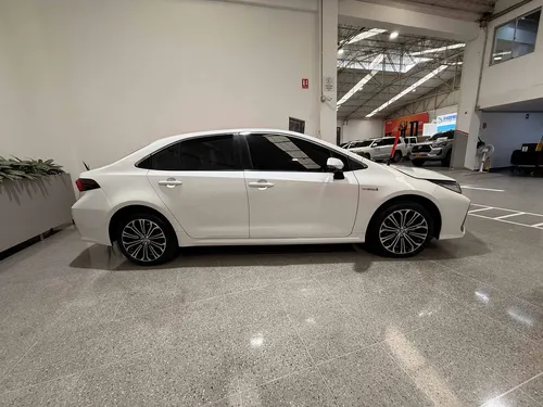 Corolla Sedan Seg Hv