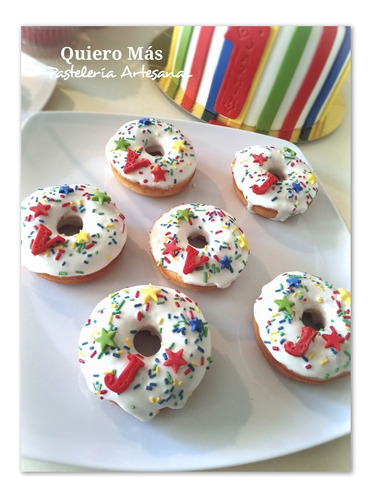 Imagen 3 de 7 de Donas Decoradas Glaseadas O Con Chocolate X Docena
