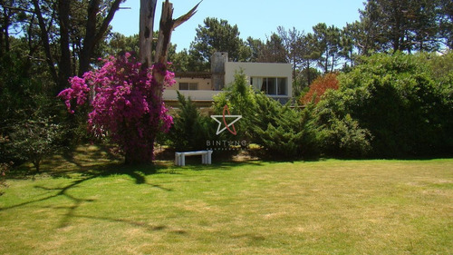 Imagen 12 de 26 de Casa, 3 Dorm Y Dep, Punta Del Este, La Barra, Laguna Blanca, Venta Y Alquiler- Ref: 376