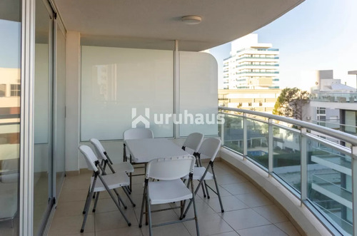Alquiler Apartamento Tres Dormitorios Punta Del Este Edificio Sol Y Luna I