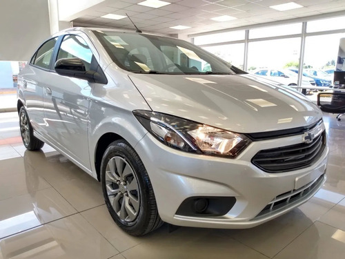 Imagen 16 de 18 de Chevrolet Onix 1.4 Joy Black