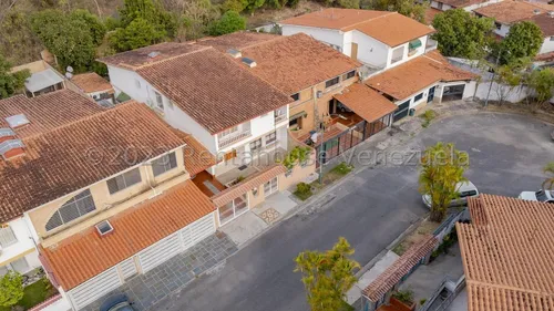 Casa En Venta En Macaracuay Yf