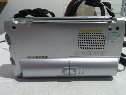 Radio Multibandas Kchibo C/transfo Conexion A 220w Plateado (Usado)
