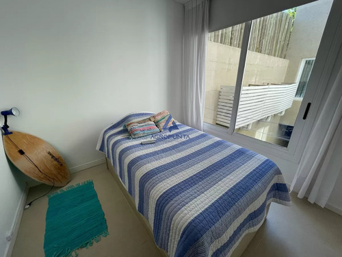Moderno Apartamento 2 Dormitorios C Parrillero Propio En Montoya