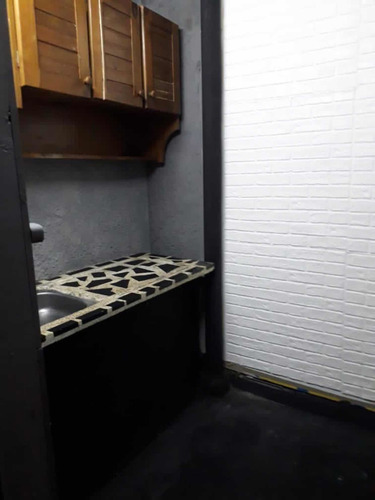 Imagen 5 de 11 de Fernandez Crespo Y Miguelete .- Local Comercial Apto Vivienda