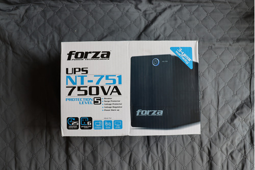 Ups Con Regulador Forza Nt-751 De 750va 375w 6 Tomas