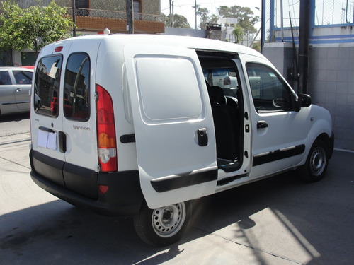 Imagen 21 de 22 de Renault Kangoo Ph3 Gran Confort 1,6 2p Año 2017