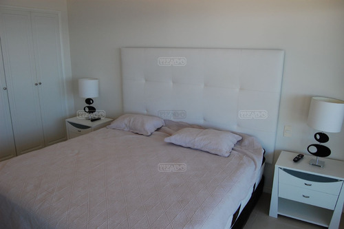Imagen 12 de 30 de Departamento En Venta Ubicado En Playa Brava, Punta Del Este