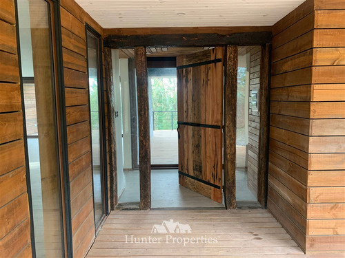 Casa En Venta De 3 Dorm. En Pichilemu