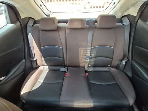 Mazda 2 1.5 Touring At 4x2