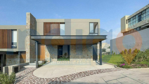 Casa Nueva En Venta En Altozano