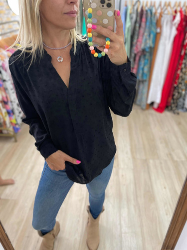 Imagen 4 de 10 de Blusa Camisa Cuello Mao Plumetti Talles Grandes The Big Shop