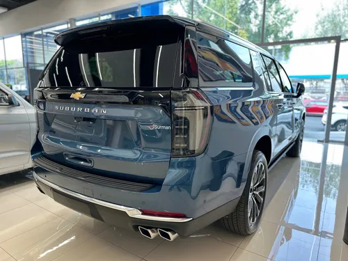 Chevrolet Suburban High Country