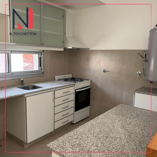 Imagen 4 de 9 de Departamento En Venta En El Nacional