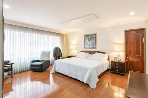 Apartamento En Venta En El Chicó. Cod V19948