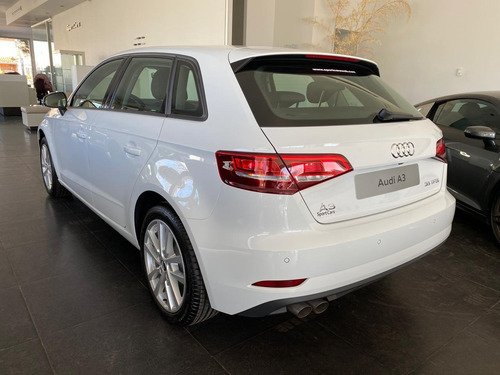 Nuevo Audi A3 1.4 Tfsi S-tronic 150 Cv Sportback 2021 0km
