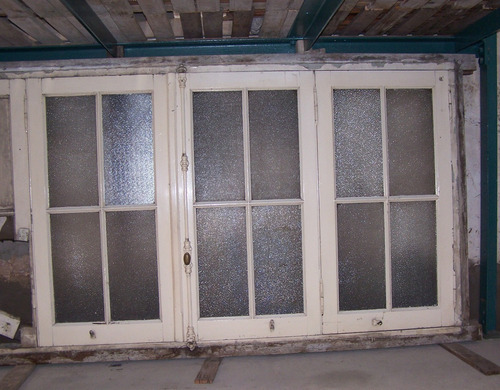 Ventana Madera Vidrio Repartido 310 X 155 (Usado)