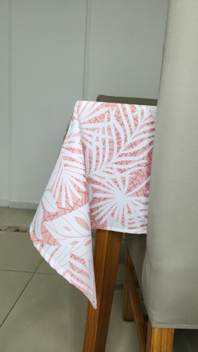Mantel Rectangular 2 X 1,50m Antimancha Premium Estampados Color Rosa Hojas