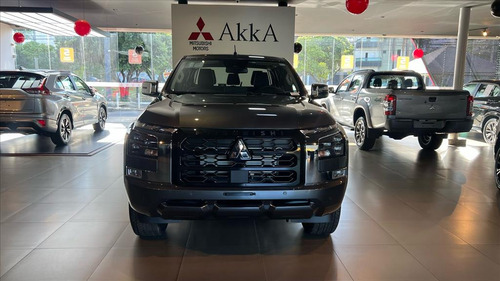 Mitsubishi Triton 2.4 BITURBO DIESEL CD HPE-S 4X4 AUTOMÁTICO