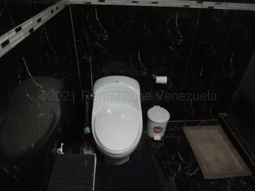 Imagen 5 de 13 de Apto En Venta 22-8919 Daisbelis Tarazona 0424-2925931