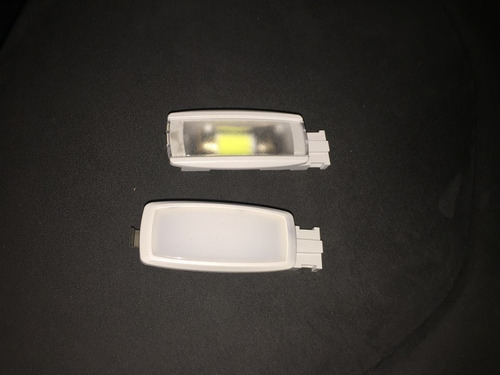 Imagem 1 de 4 de Luz De Cortesia Em Led Golf 5f0947109cy20 Original Vw