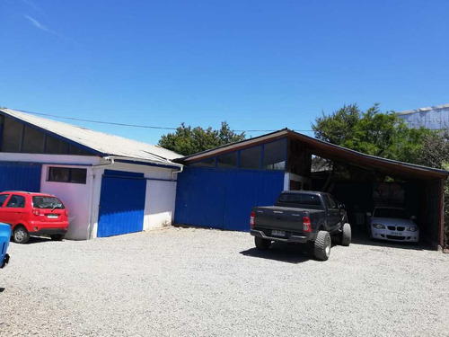 Propiedad Rentable Con Amplias Instalaciones (70928)
