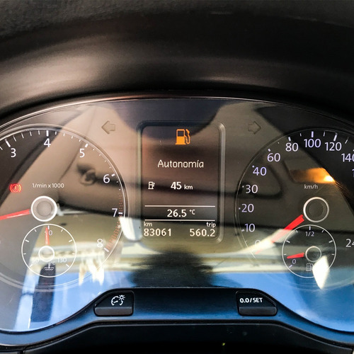 Volkswagen Suran 1.6 Comfortline 2011