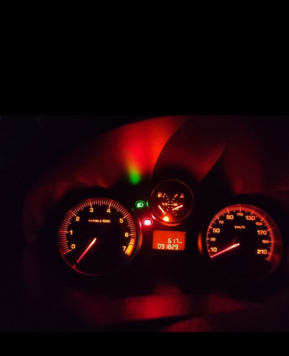 Peugeot 207 2010 1.4 Xr Flex 3p