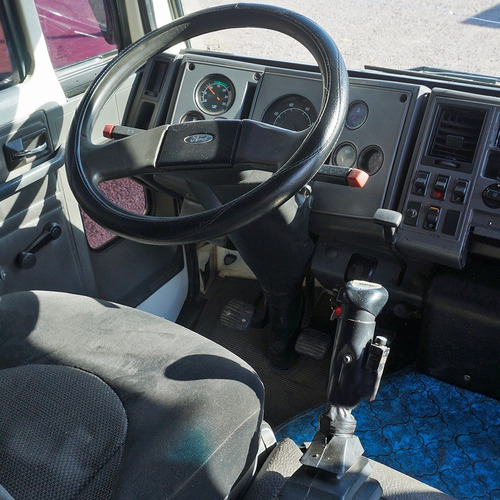 Camion Ford Cargo 1730 '04