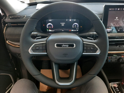 Imagen 15 de 25 de Jeep Commander 2.0 Td Limited 7 Asientos 2023 0km