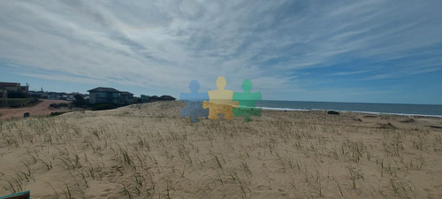 Imagen 2 de 11 de El Mar A Tus Pies!! Se Vende Terreno En Punta Del Diablo - Rocha - Uruguay