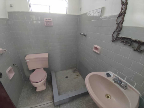 Imagen 7 de 9 de Apartamento En Alquiler En San Miguel. Maracay 04128900222