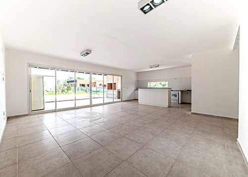 Venta Casa Pilar Del Este - San Ramon A Estrenar Con Pileta Y Jacuzzi