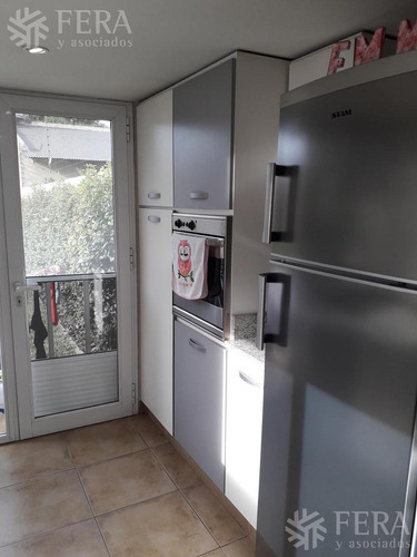 Imagen 7 de 23 de Venta De Casa 4 Ambientes En Bernal Con Cochera Y Fondo Libre (25629)