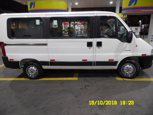 Citroen Jumper 2.3 / 16 Lugares Com Ar Condicionado