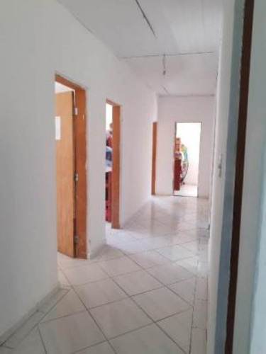 Imagem 8 de 15 de Chácara No Bairro São Fernando, Em Itanhaém, Litoral Sul De São Paulo, Localizada No Lado Serra À 1800 Metros Da Rodovia. Imóvel Com 2.400 M² De Terreno Sendo 150 M² De Área Construída. Possui Vaga Pa