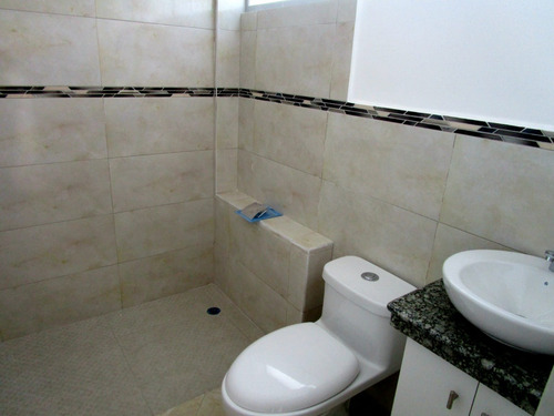 Imagen 11 de 26 de Se Vende Hermosa Casa Por Estrenar Con Ubicacion Exclusiva En Conjunto Privado Prados De Inchalillo 2