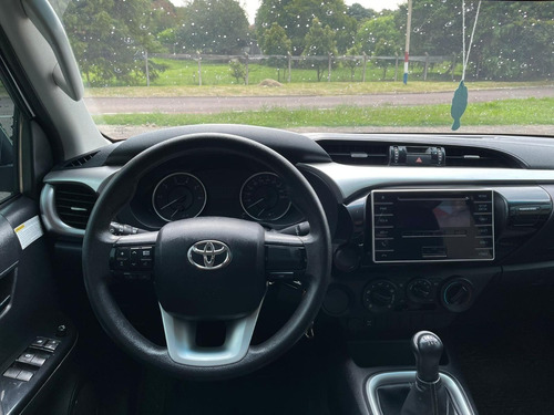 Toyota Hilux Sr 2.4 2018 4x2