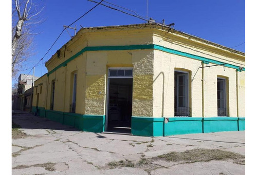 Local Esquina En Maipú