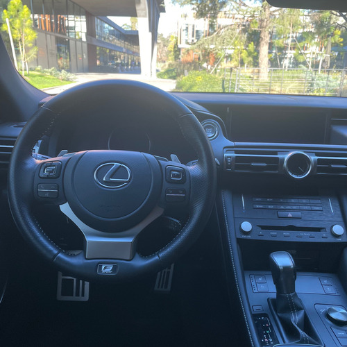 Lexus RC 3.5 V6 350 F-Sport