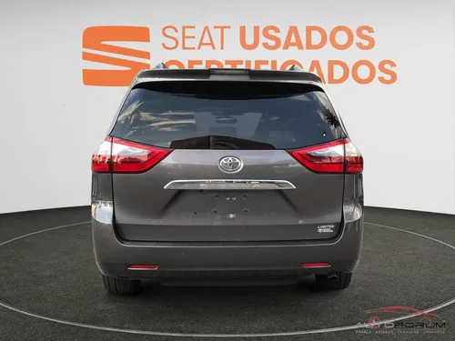 Toyota Sienna 3.5 Limited At