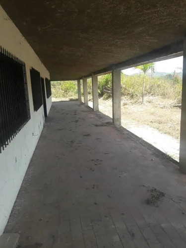 Imagen 9 de 10 de Terreno Con Casa Galpones En Venta Kempis Guatire Ref 200000