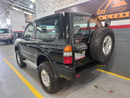 Imagen 3 de 10 de Toyota Meru