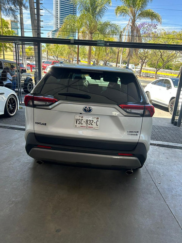 Toyota Rav4 L4 2.5l Hybrid 2023
