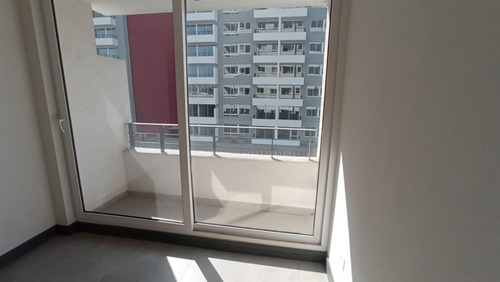 Departamento En Arriendo De 1 Dorm Plaza Zañartu, Ñuñoa