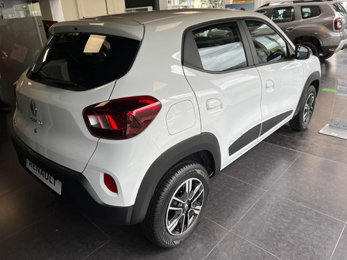 Imagen 4 de 17 de Renault Kwid Ph2 Intens + Bono De Matricula