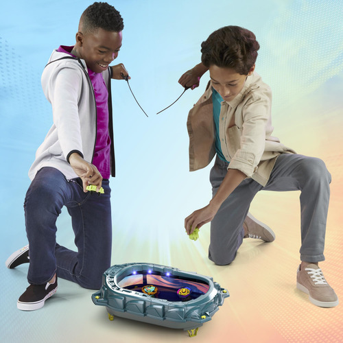Juego De Batalla Beyblade Burst Quadstrike Para Estadio 2 Ta