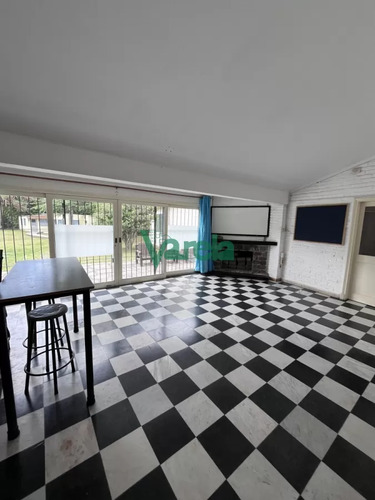 Casa ,local En Venta Pinar Sur Sobre Principal!