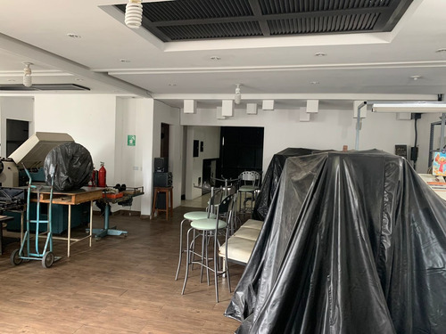 Imagen 11 de 14 de Venta. Edificio Comercial. Barrio Obrero